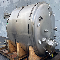 Northland Stainless 5600L Portable Tank image 1